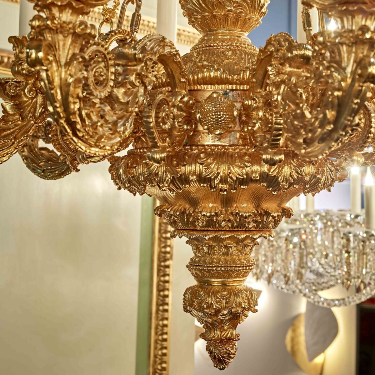 Detail 01 Lustre Windsor 10 bras - Chandelier Windsor 10 arms