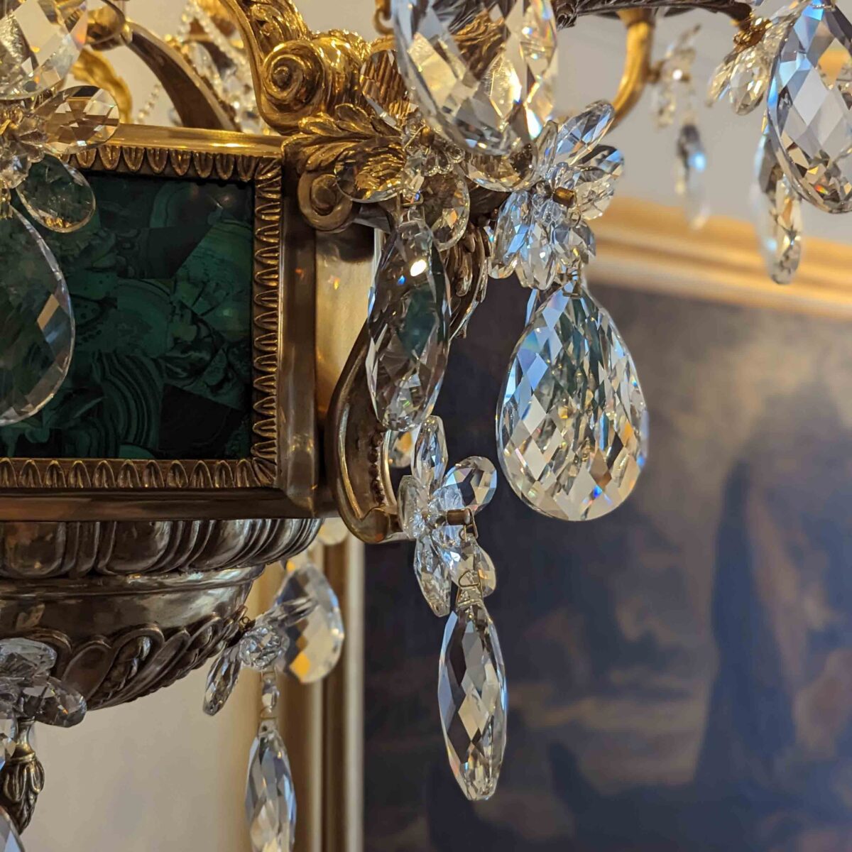 Detail malachite Lustre LXVI 12 bras - Chandelier LXVI 12 arms