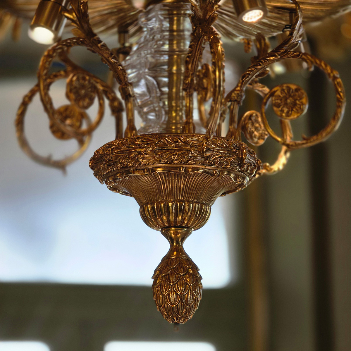 Detail01 Lustre Louis XV 150x120 36 bras