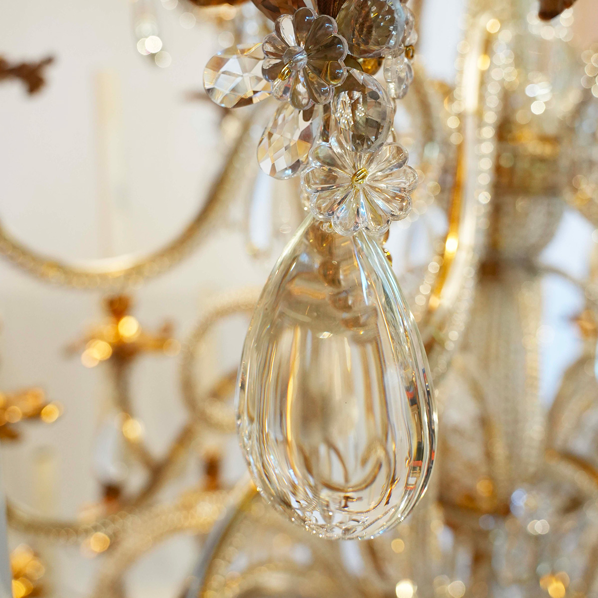 Lustre genois H215x150 60 bras detail03
